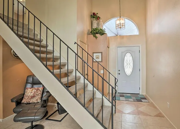 Dog-friendly W/ Patio & Hot Tub * Tucson
