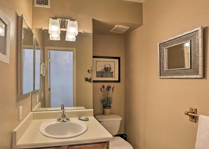 Holiday home Dog-friendly W/ Patio & Hot Tub Tucson