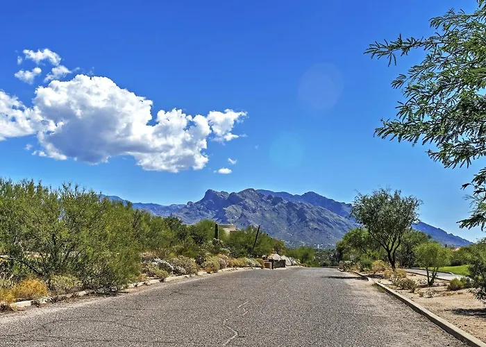 Dog-friendly W/ Patio & Hot Tub Tucson